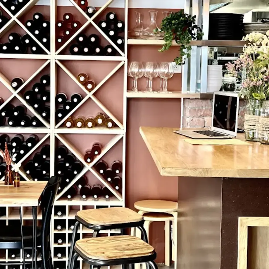 ahpe Restaurant